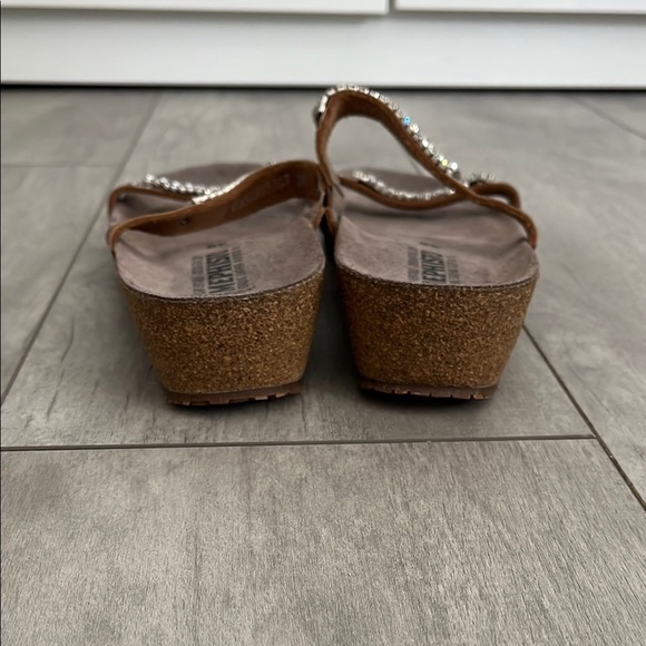 Mephisto Women's Ivana Leather Tan and Silver Sandals - Picture 4 of 8